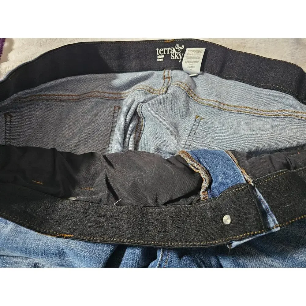 Women's Terra & Sky Denim Jeans Shorts Distressed Size 28W Blue Elastic Waist - Picture 12 of 12
